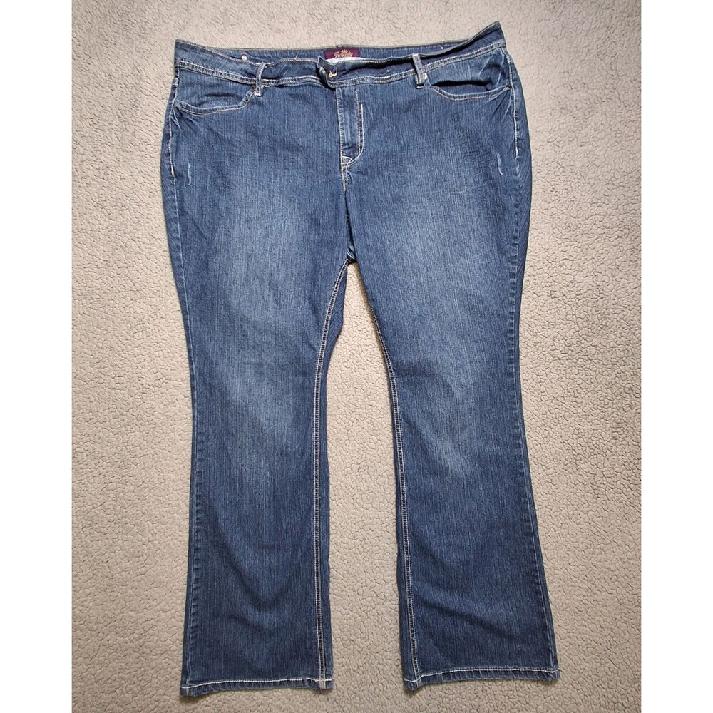 Royalty by Ymi Women's Plus Size 22W Jeans with Embroidered Back Pockets